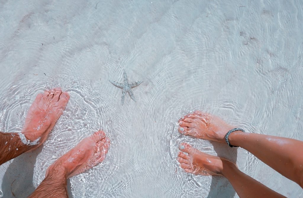 picture of feet in the water